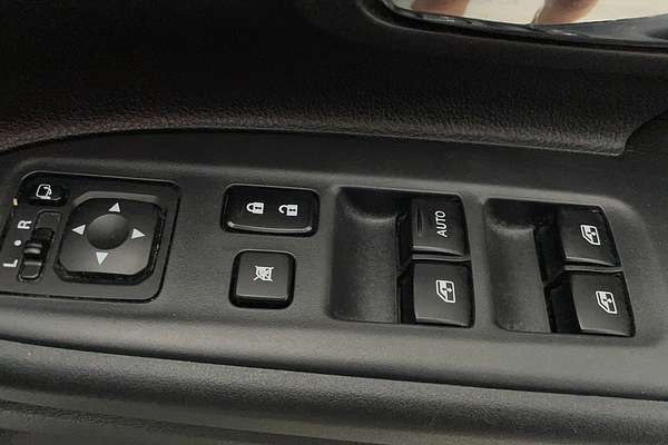 2016 Mitsubishi Outlander LS Safety Pack ZK