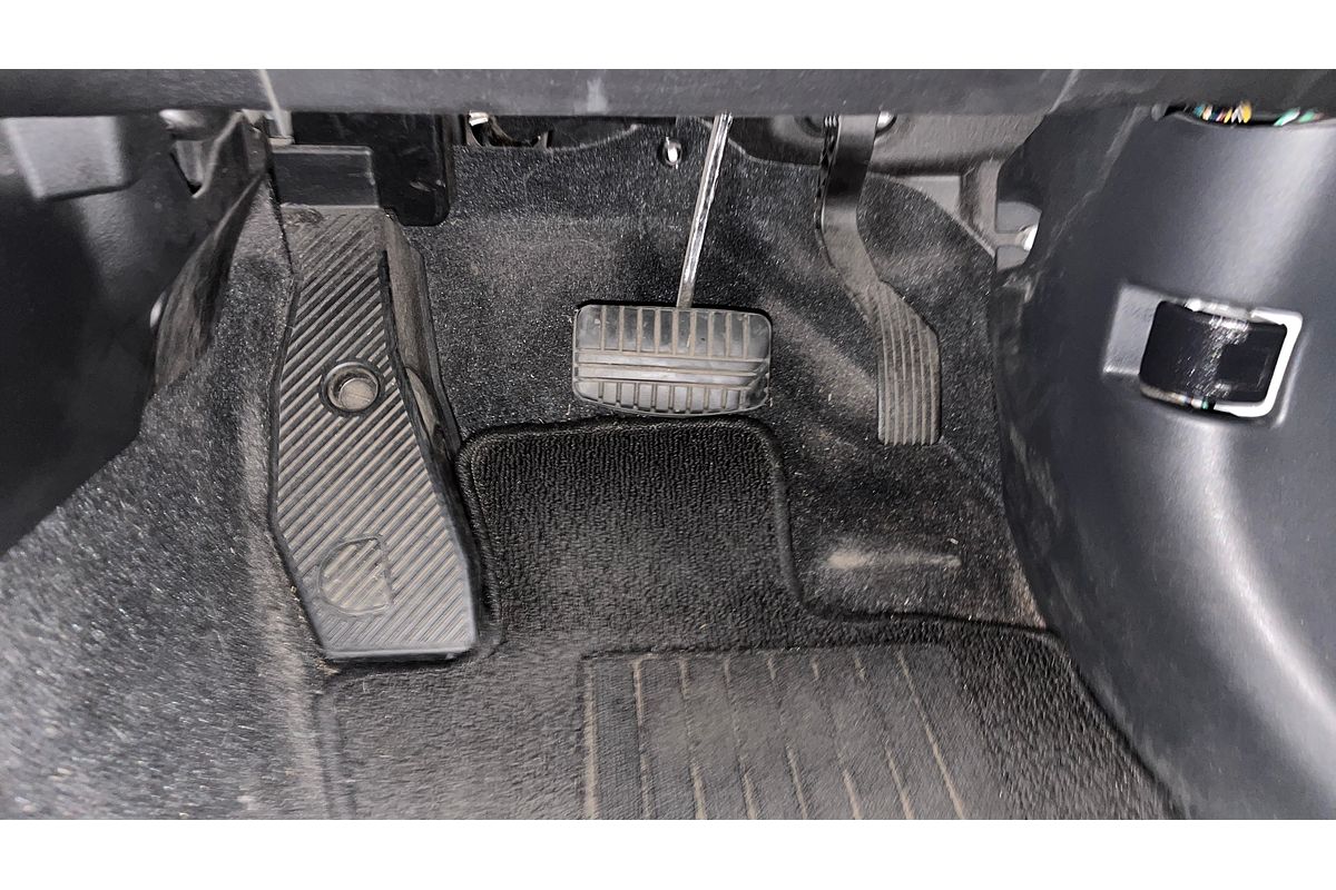 2016 Mitsubishi Outlander LS Safety Pack ZK