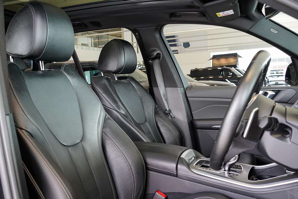 2022 BMW X5 xDrive30d M Sport G05