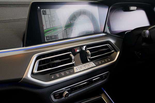 2022 BMW X5 xDrive30d M Sport G05
