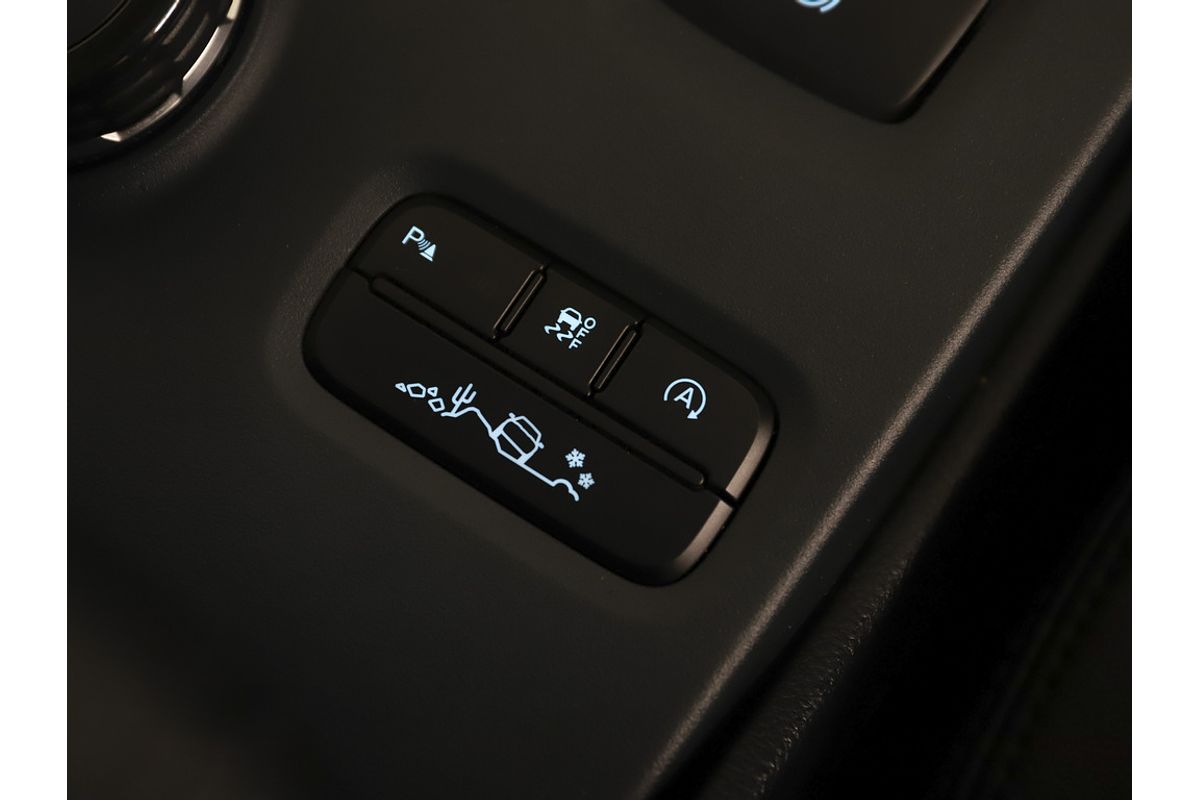 Ford Everest 2023.50 SUV SPORT . 3.0L V6 DSL 10 SPD AUTO 4X4 .