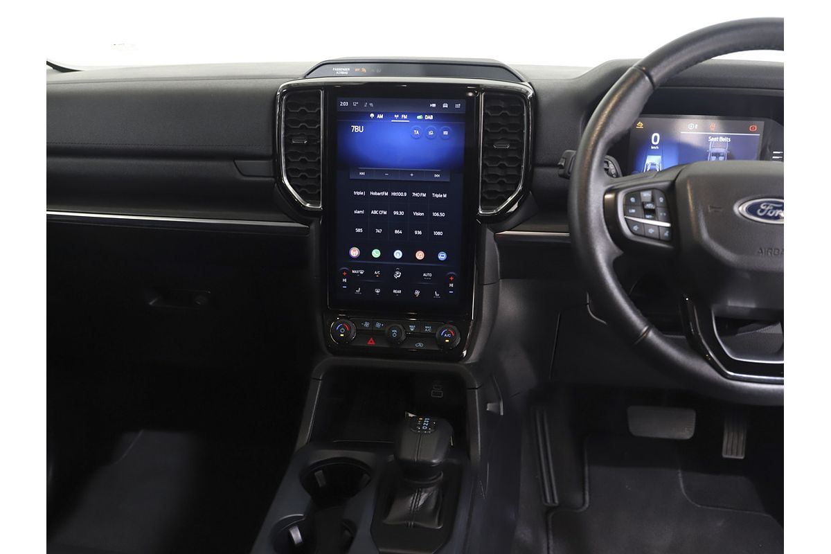 Ford Everest 2023.50 SUV SPORT . 3.0L V6 DSL 10 SPD AUTO 4X4 .