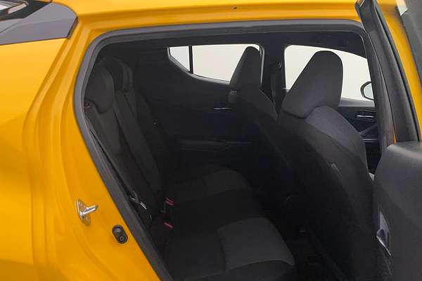2022 Toyota C-HR GXL NGX10R