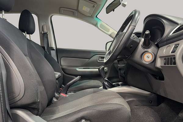 2017 Mitsubishi Triton GLS MQ 4X4