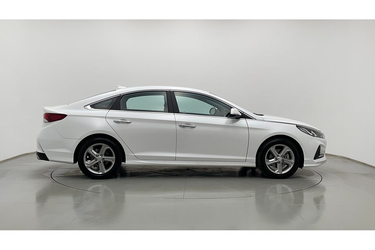 2018 Hyundai Sonata Active LF4