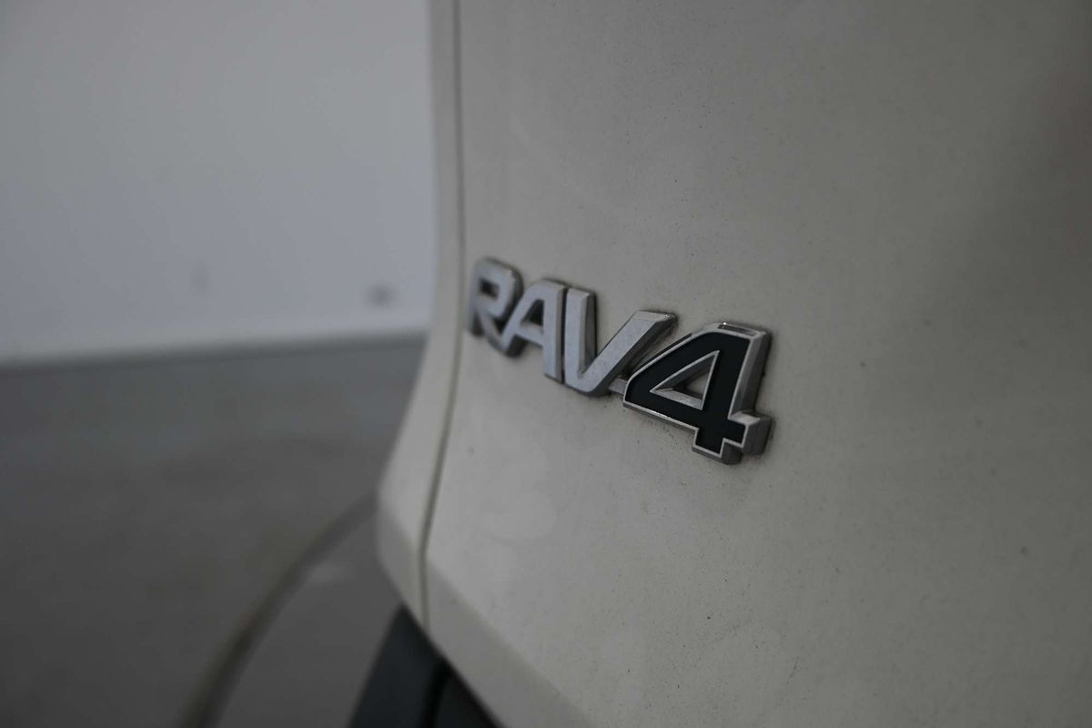2021 Toyota RAV4 GXL AXAH52R