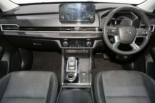 2021 Mitsubishi Outlander ES ZM