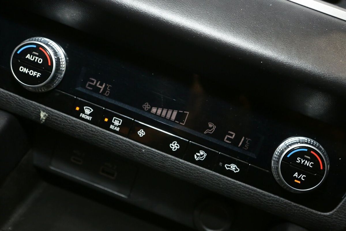 2021 Mitsubishi Outlander ES ZM