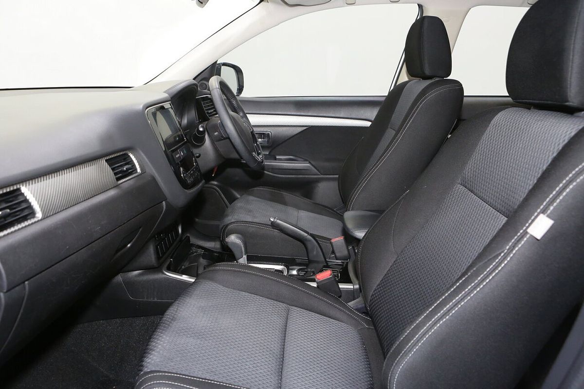 2018 Mitsubishi Outlander ES ZL