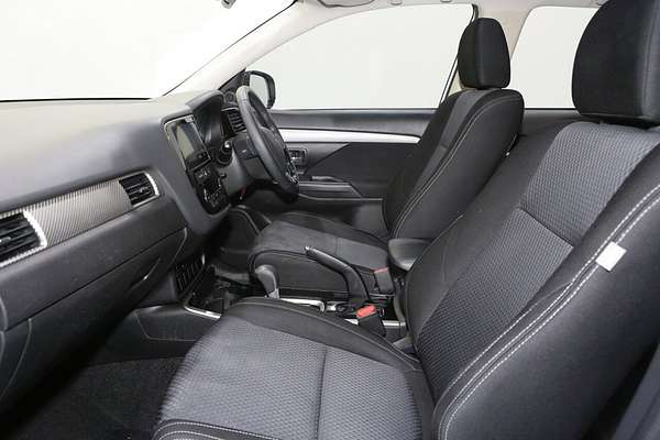 2018 Mitsubishi Outlander ES ZL