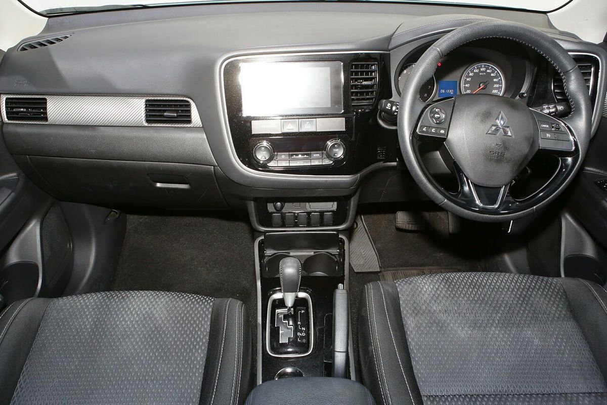 2018 Mitsubishi Outlander ES ZL