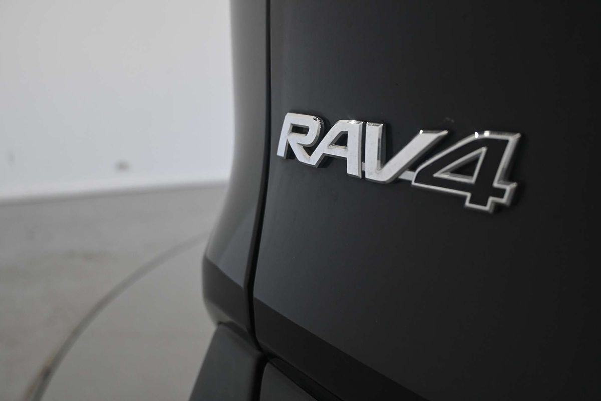 2020 Toyota RAV4 Cruiser AXAH54R