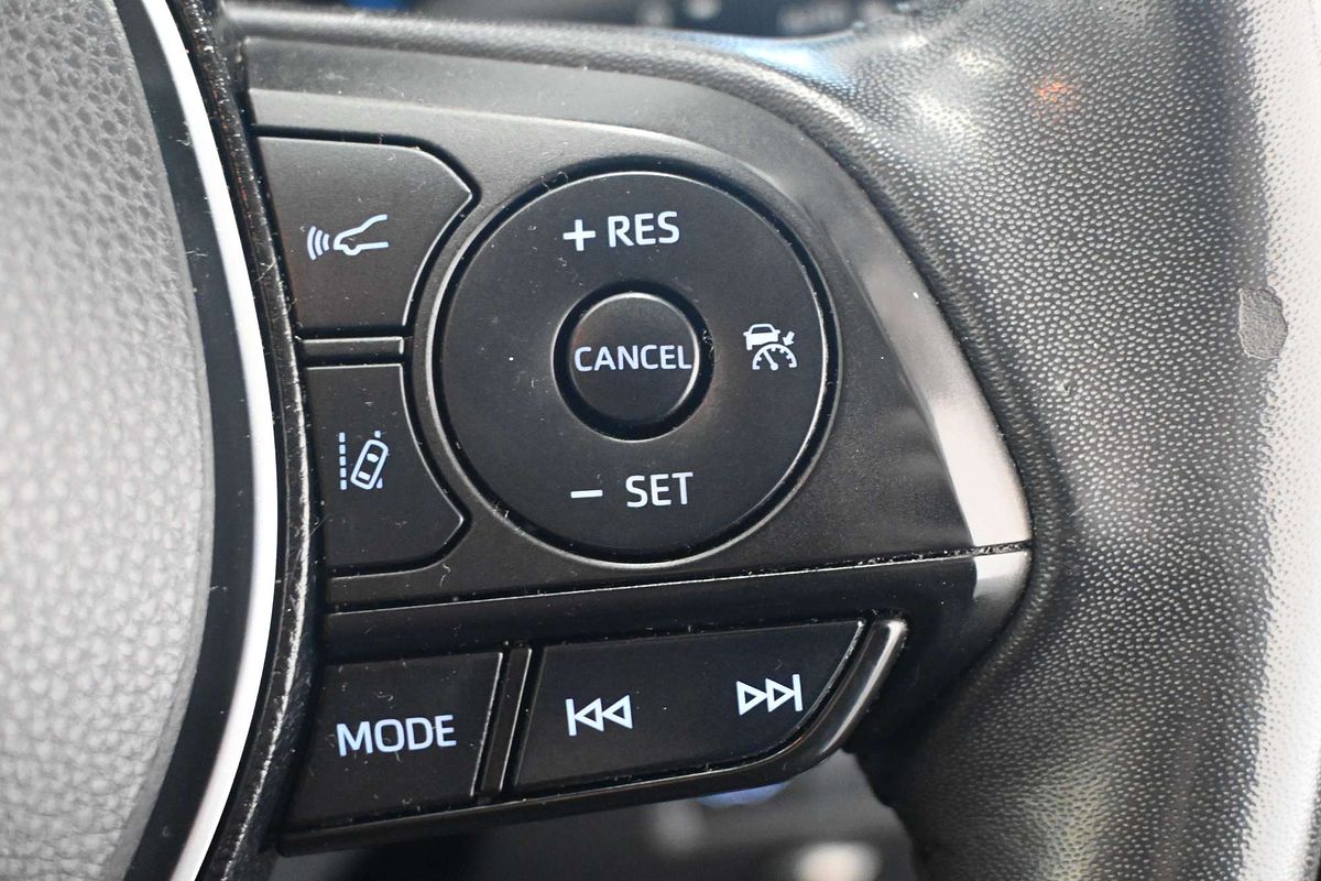 2020 Toyota RAV4 Cruiser AXAH54R