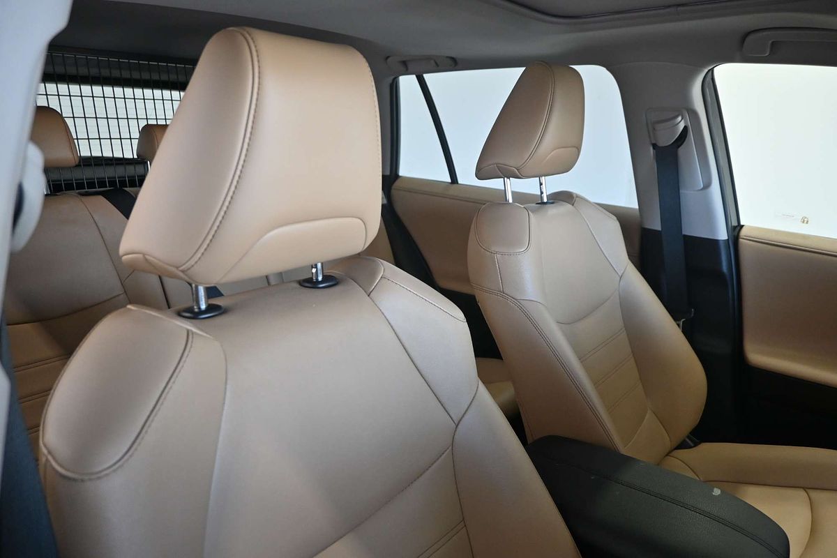 2020 Toyota RAV4 Cruiser AXAH54R