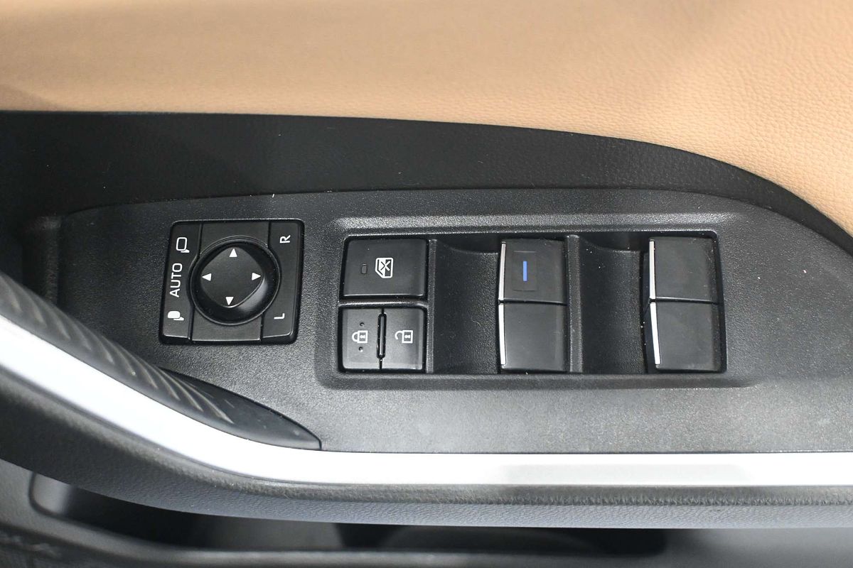2020 Toyota RAV4 Cruiser AXAH54R