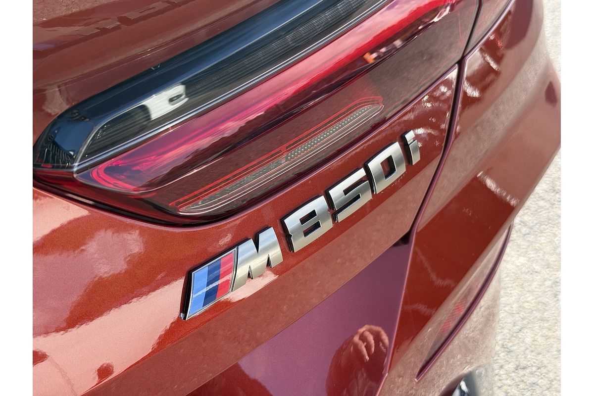 2018 BMW 8 Series M850i xDrive G15