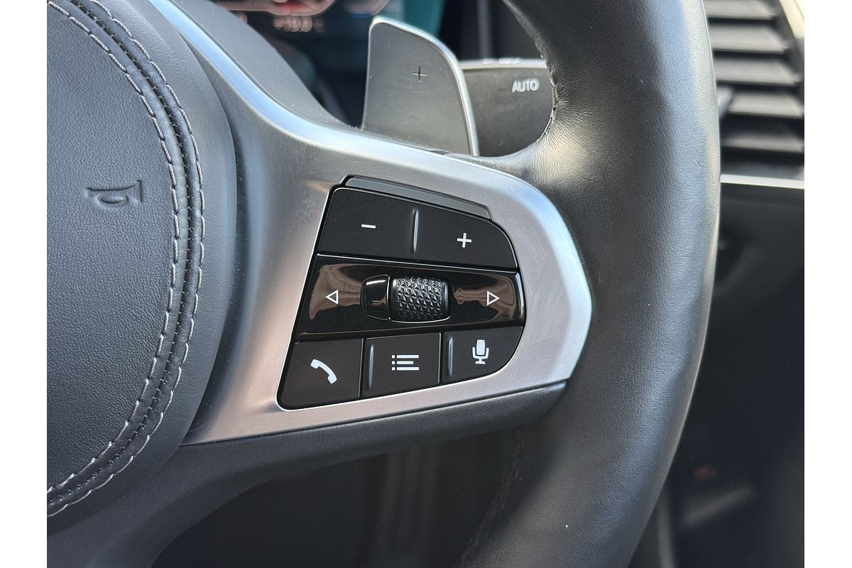 2018 BMW 8 Series M850i xDrive G15