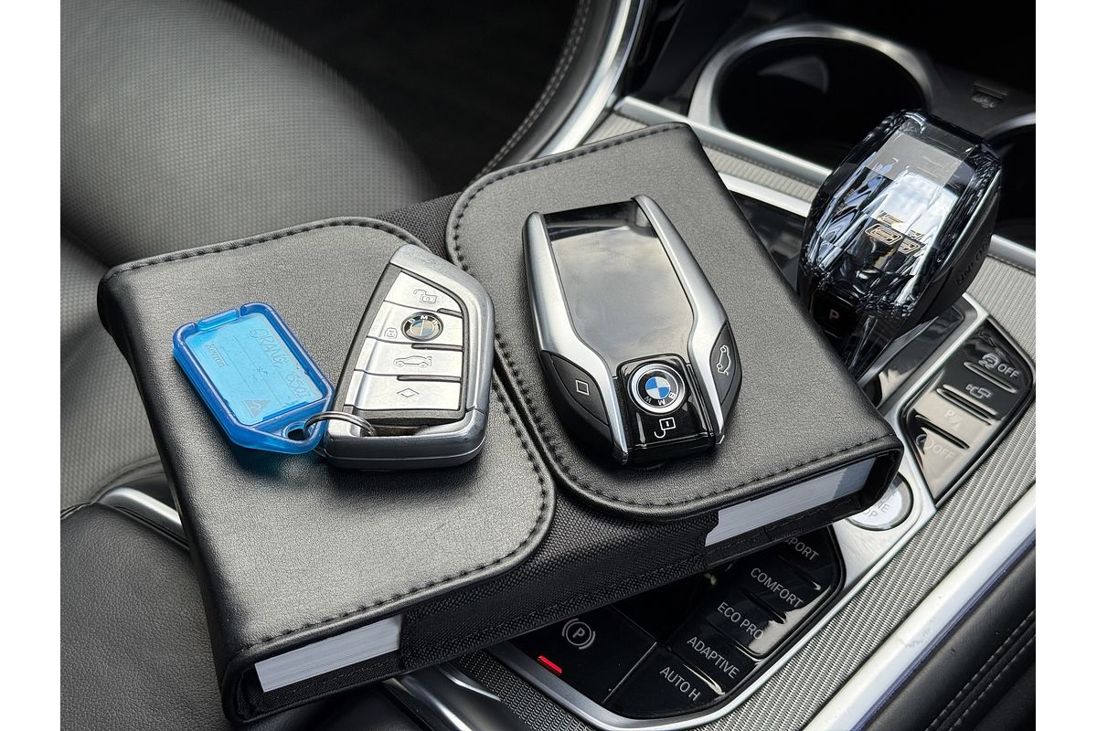 2018 BMW 8 Series M850i xDrive G15