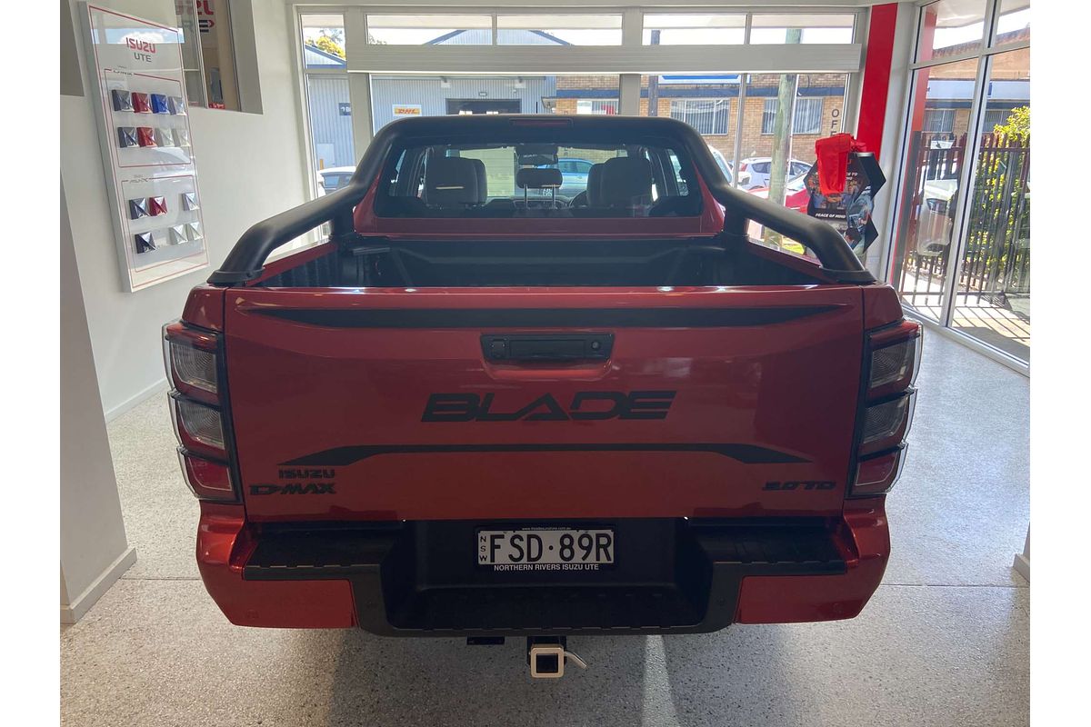 2024 Isuzu D-MAX BLADE  4X4