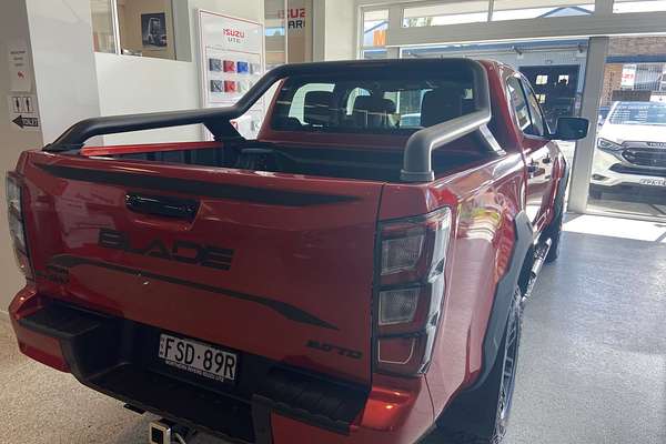 2024 Isuzu D-MAX BLADE  4X4