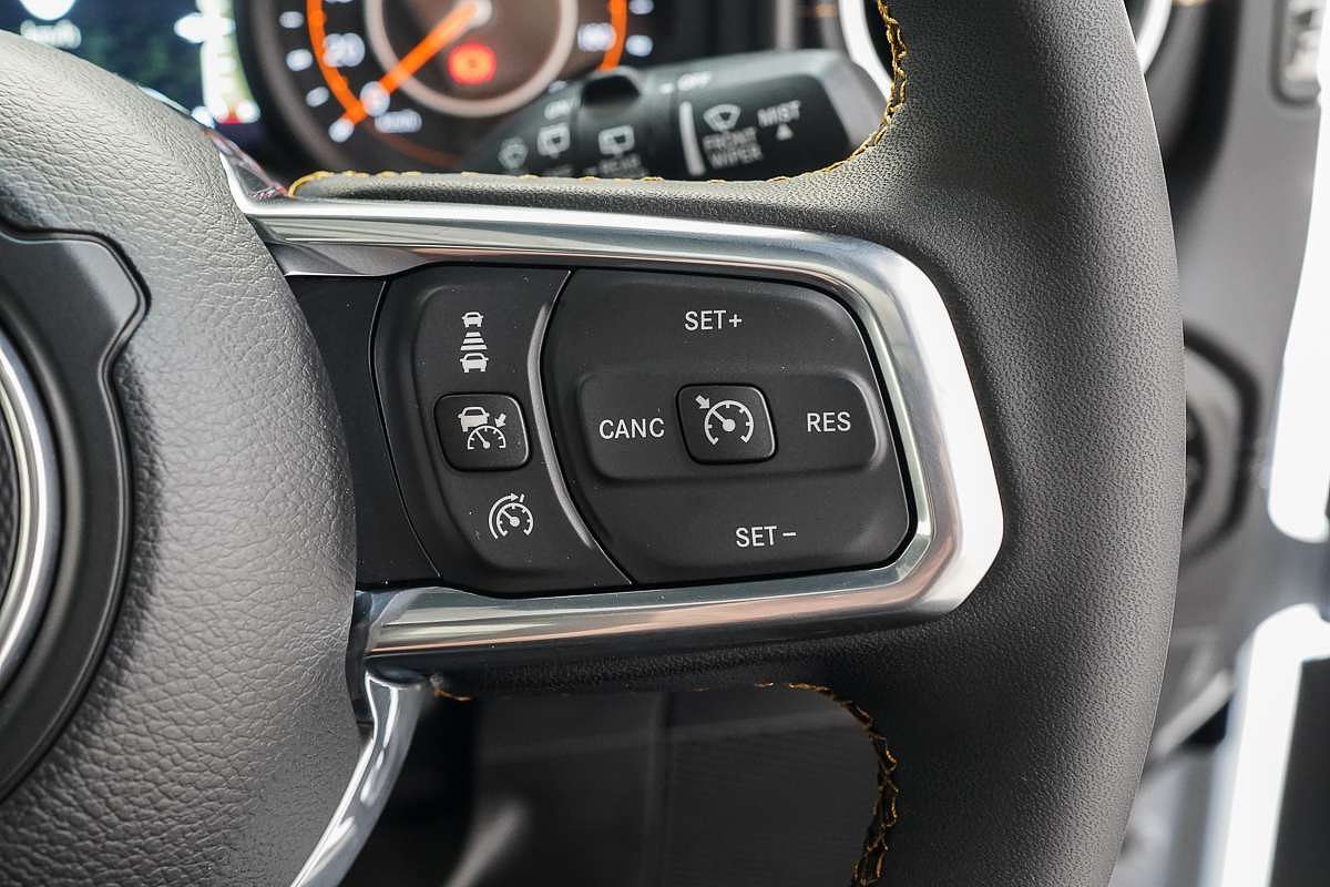 2024 Jeep Wrangler Unlimited Overland JL