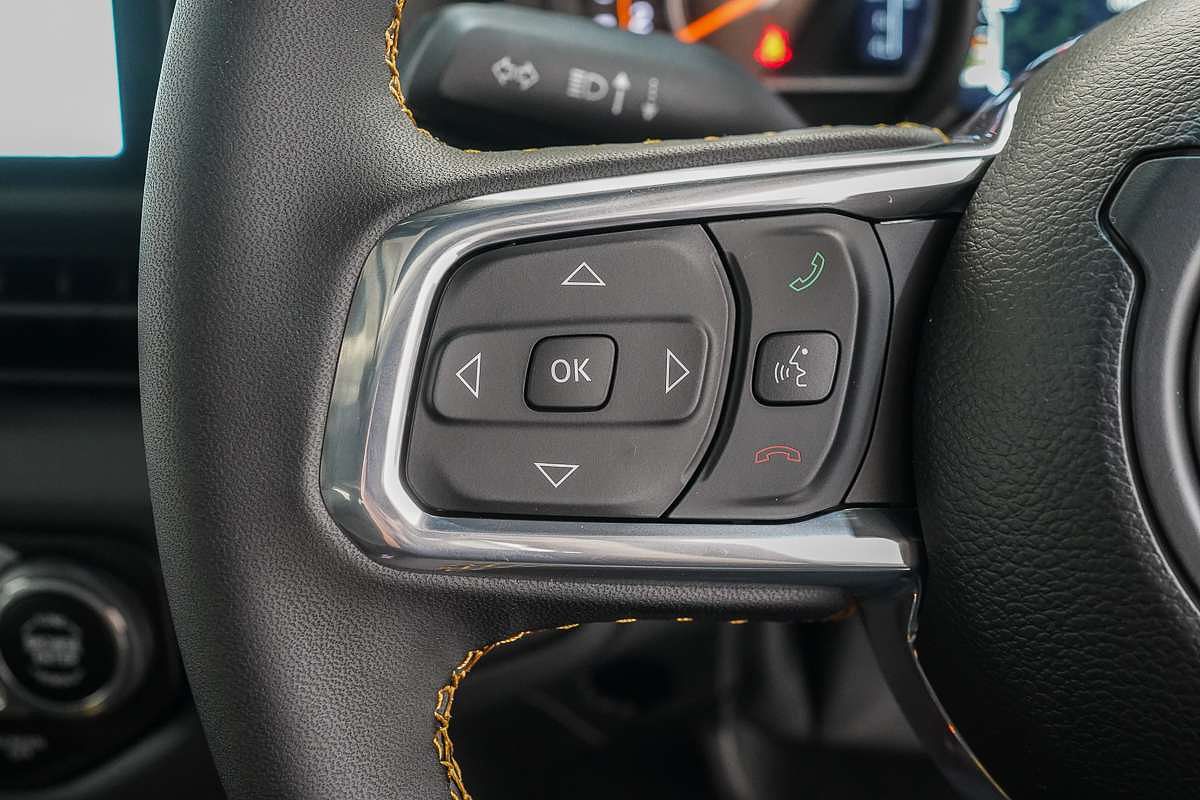 2024 Jeep Wrangler Unlimited Overland JL