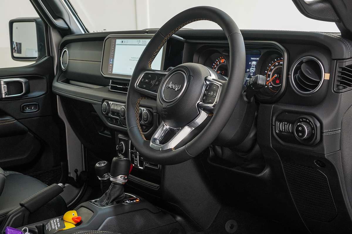 2024 Jeep Wrangler Unlimited Overland JL