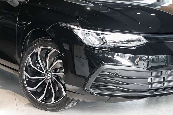 2024 Volkswagen Golf 110TSI Life 8