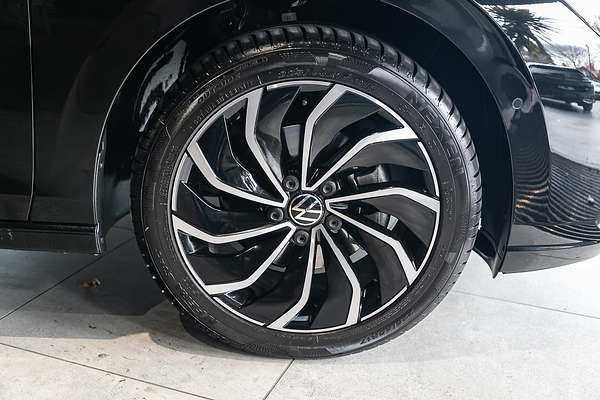2024 Volkswagen Golf 110TSI Life 8