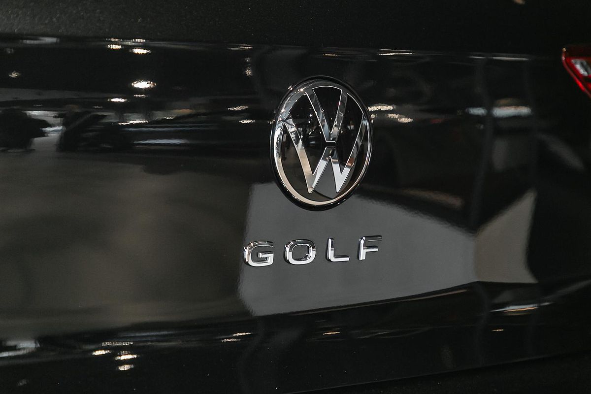2024 Volkswagen Golf 110TSI Life 8