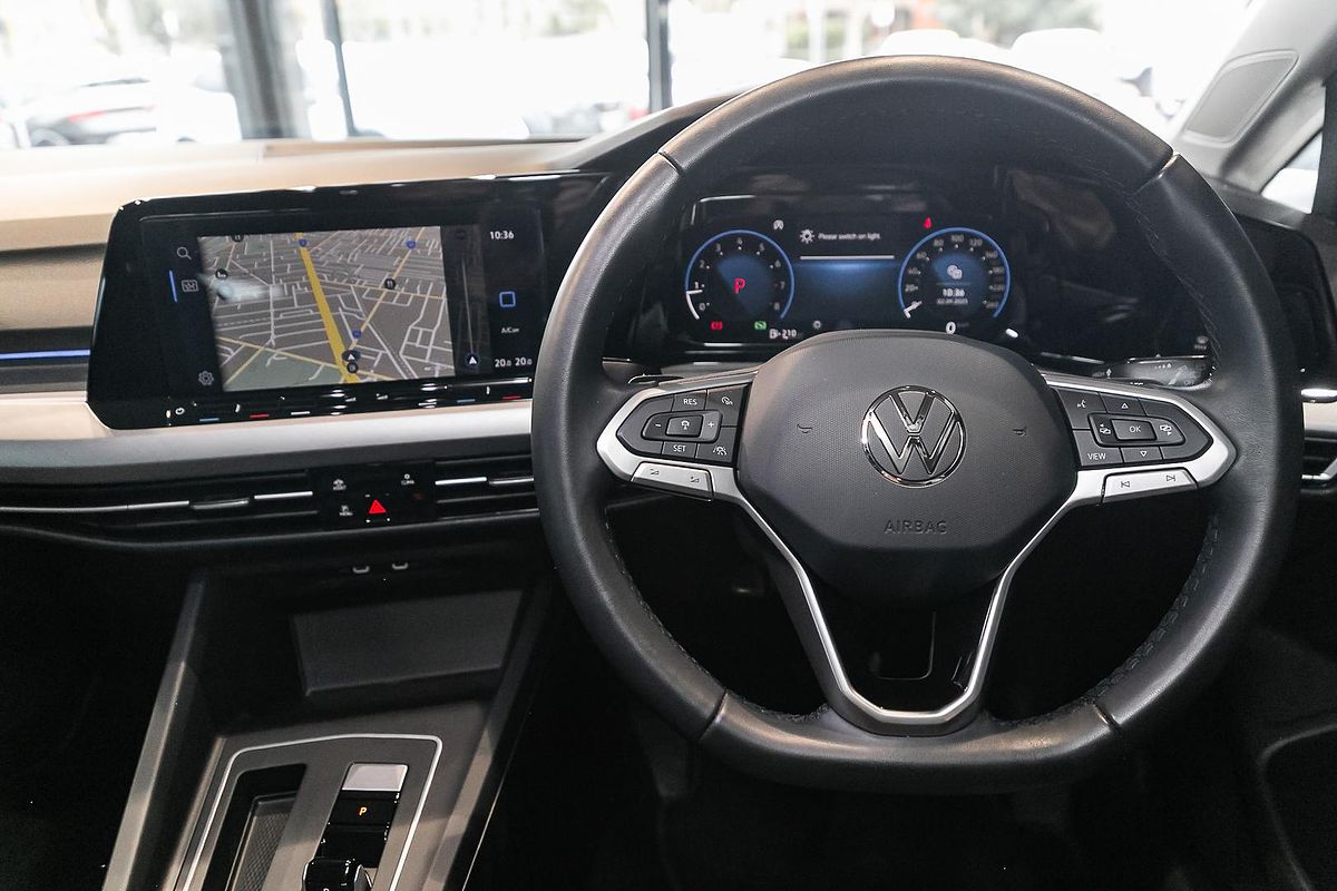 2024 Volkswagen Golf 110TSI Life 8