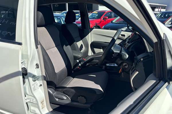 2015 Mitsubishi Triton GLX MN 4X4