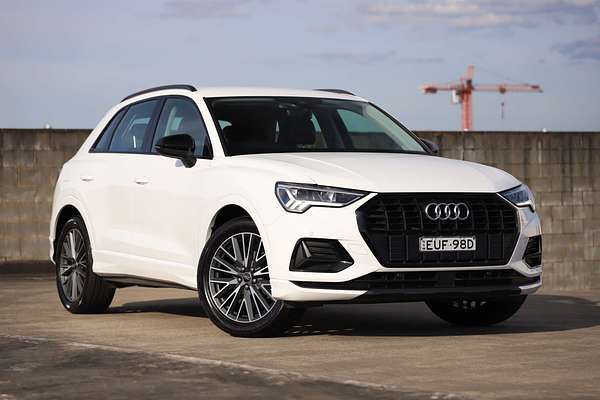 2022 Audi Q3 35 TFSI F3