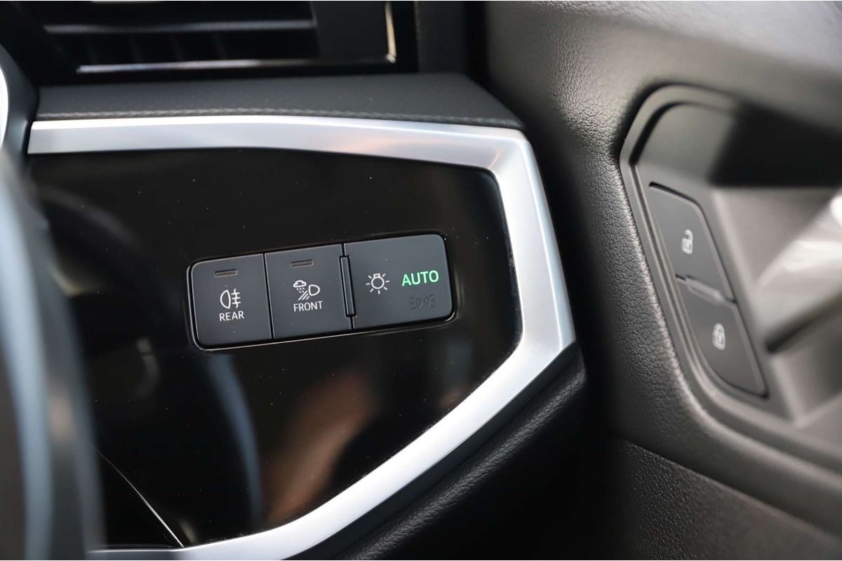 2022 Audi Q3 35 TFSI F3