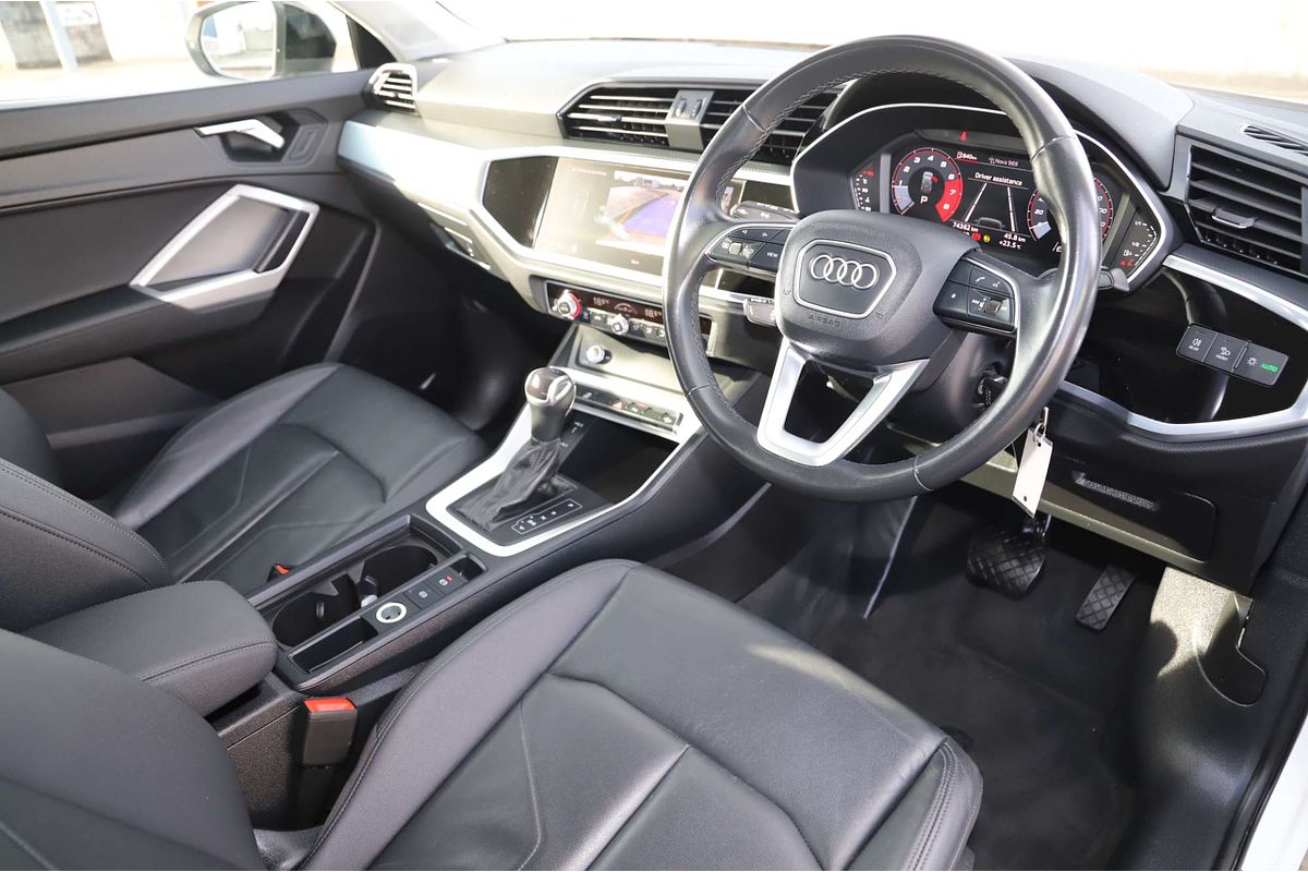 2022 Audi Q3 35 TFSI F3