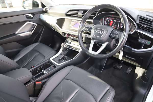 2022 Audi Q3 35 TFSI F3