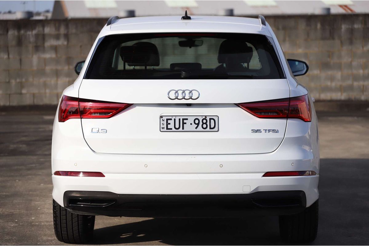 2022 Audi Q3 35 TFSI F3