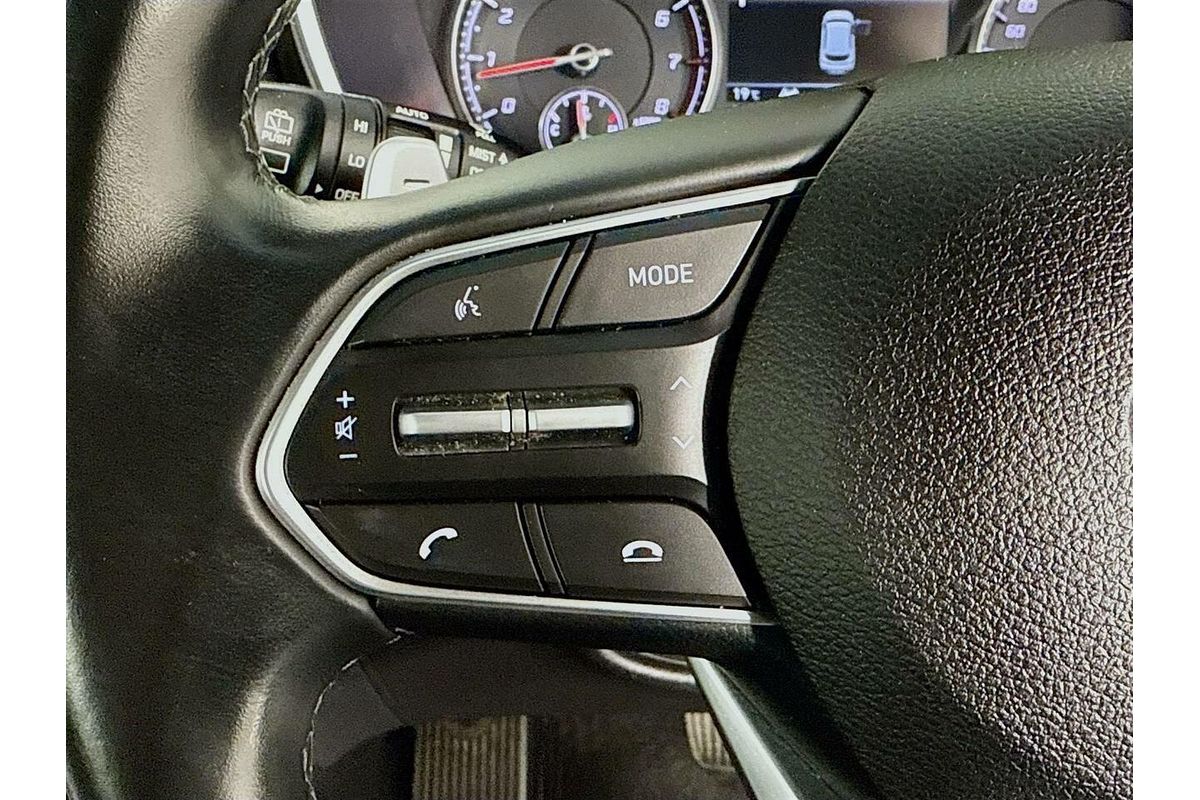2021 Hyundai Santa Fe Active TM.V3