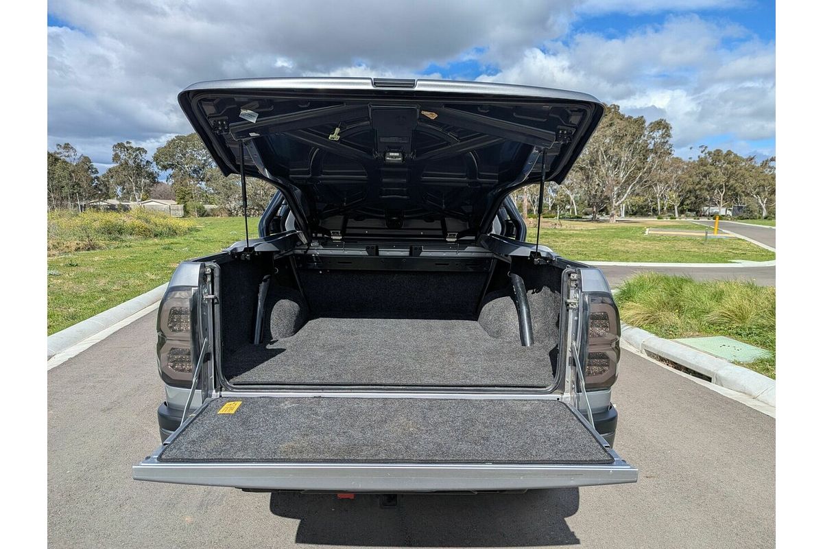 2019 Toyota Hilux Rogue GUN126R 4X4