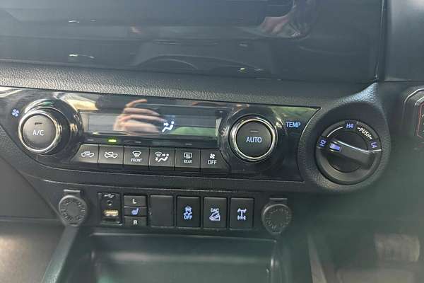 2019 Toyota Hilux Rogue GUN126R 4X4