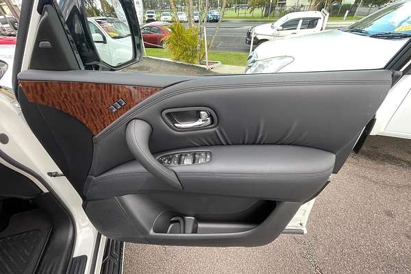 2024 Nissan Patrol Ti-L Y62