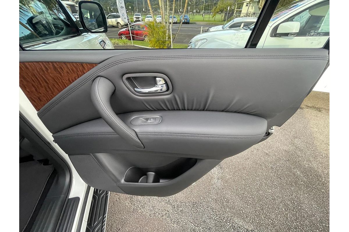2024 Nissan Patrol Ti-L Y62