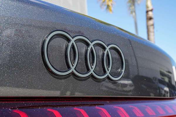 2025 Audi A5 TFSI 150kW S line B10