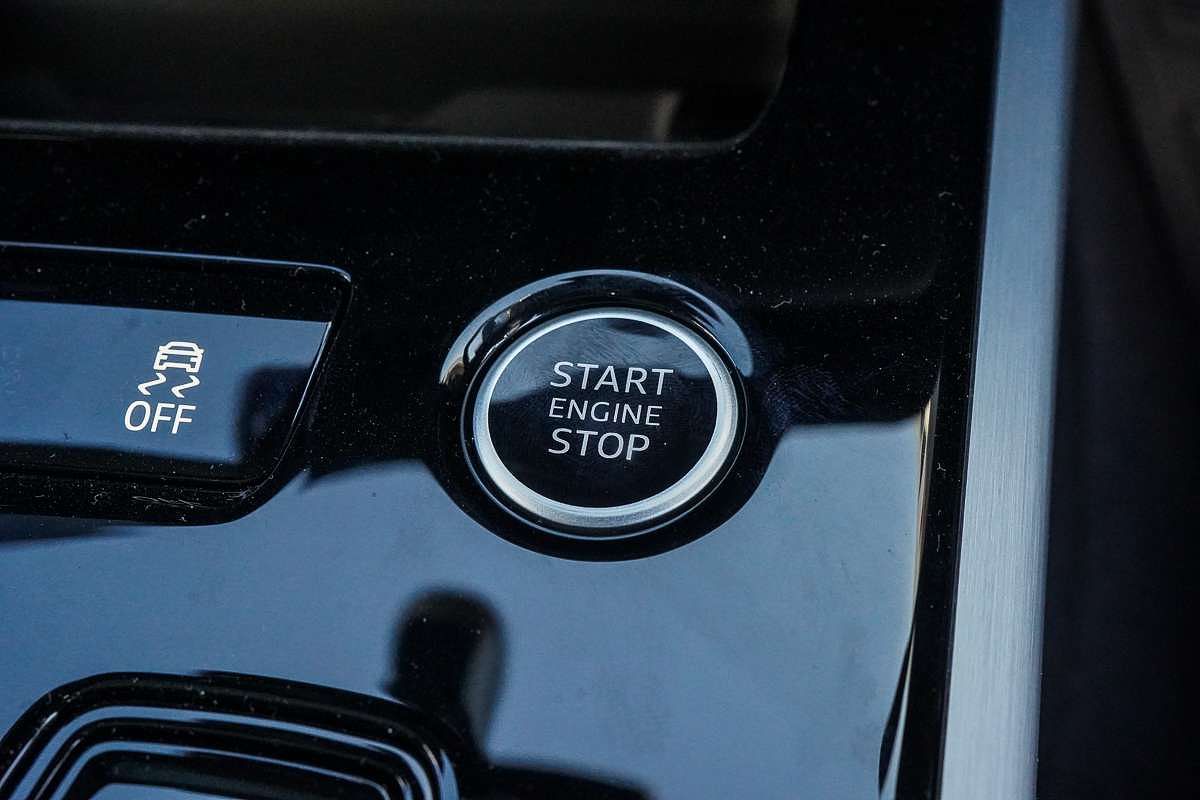 2025 Audi A5 TFSI 150kW S line B10