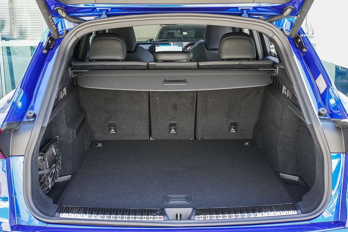 2025 Audi SQ5 TFSI FY