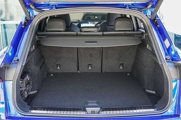 2025 Audi SQ5 TFSI FY