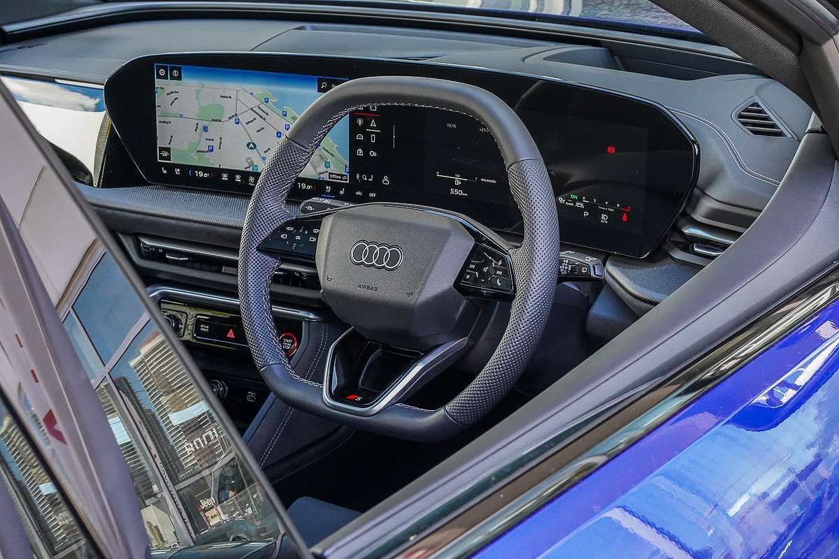 2025 Audi SQ5 TFSI FY