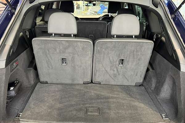 2023 Audi Q7 55 TFSI S line 4M