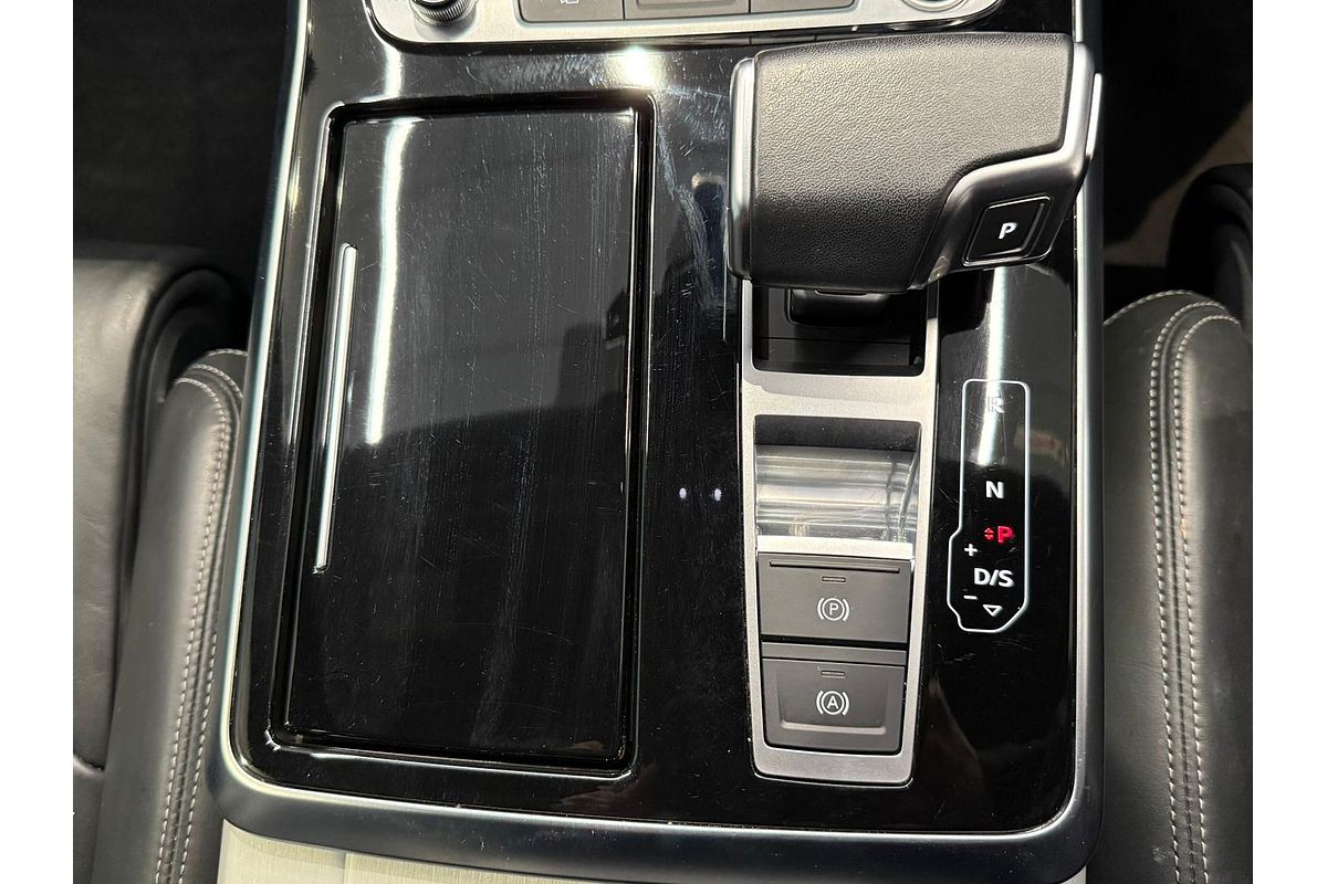 2023 Audi Q7 55 TFSI S line 4M