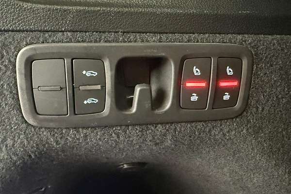 2023 Audi Q7 55 TFSI S line 4M